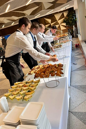 Фуршет на 400 персон