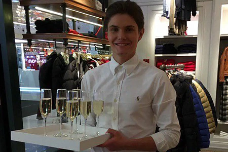 Коктейль на пресс показе для RL