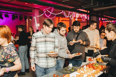 Фуршет на 700 персон QIWI