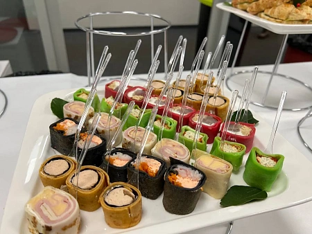 Кофе-брейк и обед на 53 персоны