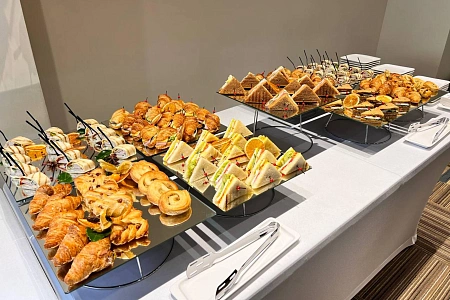 Фуршет на 400 персон