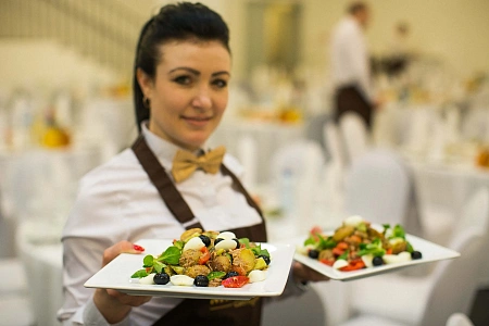 Кейтеринг осблуживание
