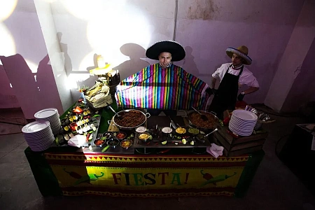 Стилизованный фуршет для РокетБанк