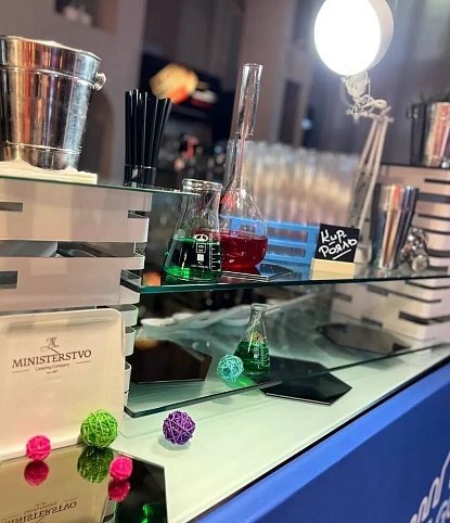 Молекулярный бар на 100 персон