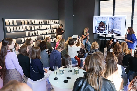 Фуршет на открытие салона на 300 персон