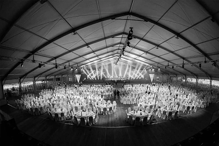 Банкетное мероприятие на 2500 гостей