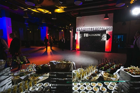 Новогодний фуршет FM Logistic