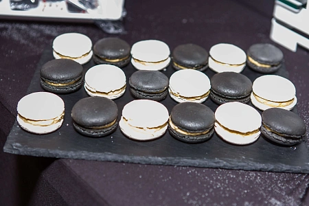 Черно-белая вечеринка