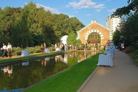 Свадебный банкет в аптекарском огороде