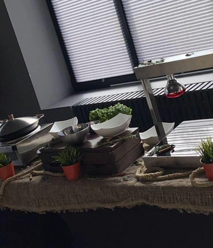 Фуршет на открытие салона на 300 персон