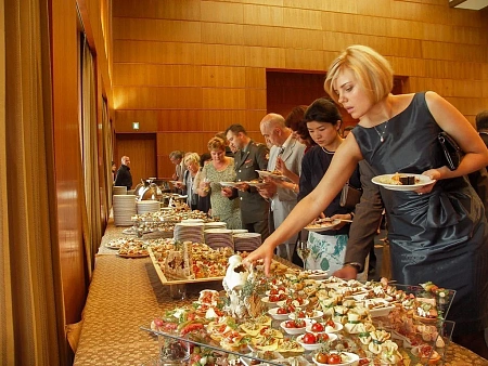 Прием в Посольстве Японии