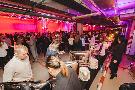 Фуршет на 700 персон QIWI