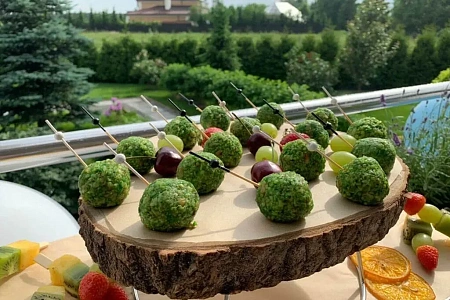 День рождения в загородном доме в Эко-стиле