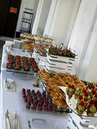 Банкет и welcome зона в Усадьбе Середниково на 90 персон