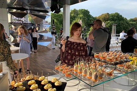 Фуршет-презентация в Samsung Galaxy Studio