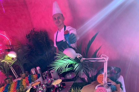 Фуршет, анимация и бар на 40 персон