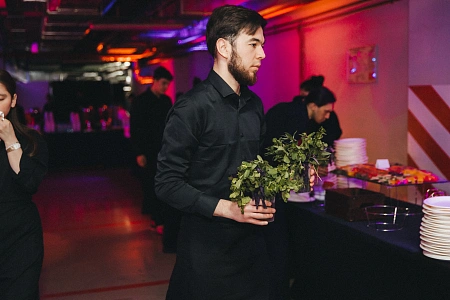 Фуршет на 700 персон QIWI