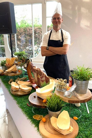 Food станции на свадьбу для 140 персон