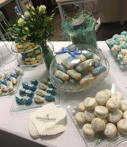 Сладкий стол в офисе