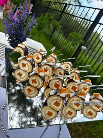 Фуршет на день рождения на 25 персон