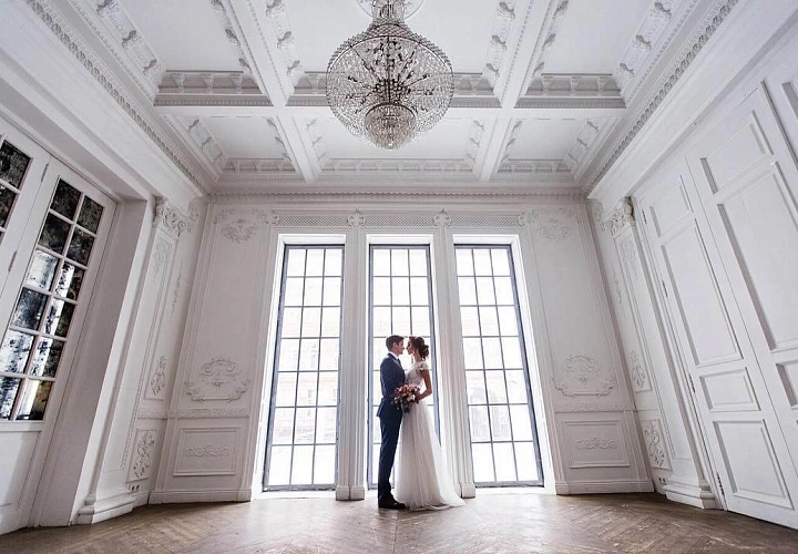 Royal Rental  Studio