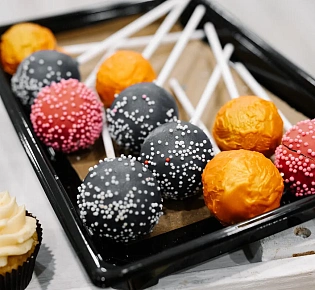 Сладкий фуршетный сет на 8-10 персон