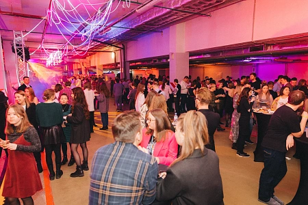 Фуршет на 700 персон QIWI