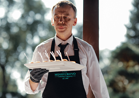 Персонал и обслуживание