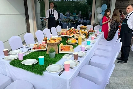 День рождения в загородном доме в Эко-стиле