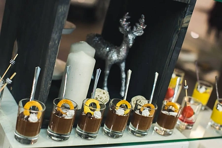 Новый год в салонах Infiniti, Skoda, Nissan