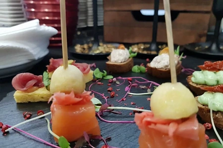 Фуршет в автосалоне Infiniti