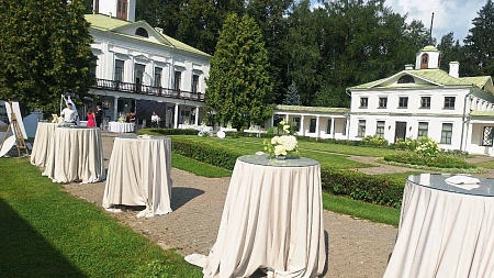 Свадебный банкет и welcome зона в Усадьбе Середниково на 70 персон