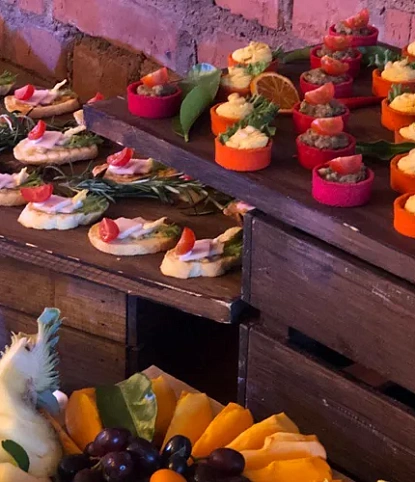 Фуршет для Casa Picassa на 8 марта