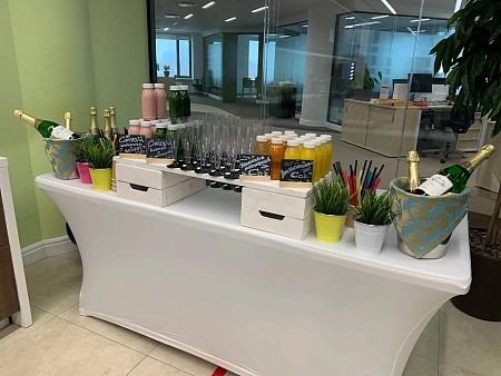 Фуршет для Ferrero на 8 марта