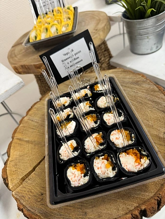 Доставка с обслуживанием для кофе-брейка на бизнес-встречу ОММ-ТЕХНО