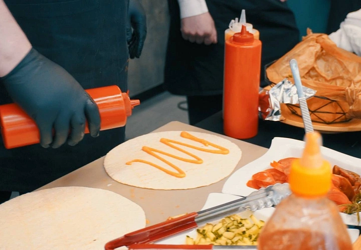 Станция по приготовлению шаурмы ВОК (фото 5)