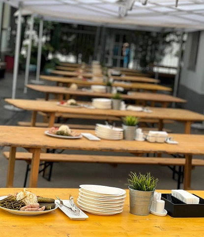 Фуршет с рассадкой на 120 персон для корпорации АЕОН