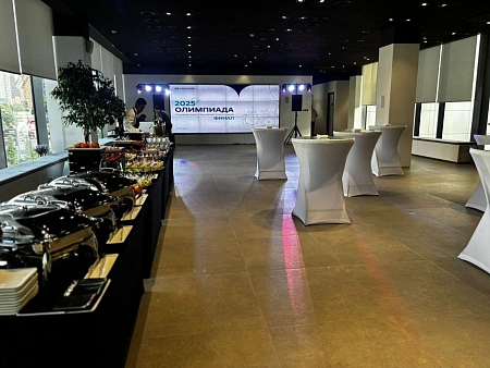 Кофе-брейки и фуршет на бизнес-мероприятие для 105 персон