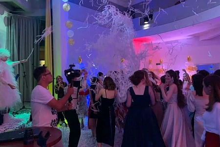 Школьный выпускной банкет 2020