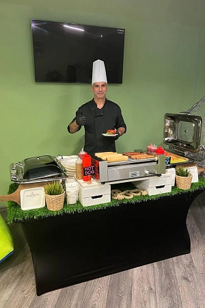 Анимационная станция с хот-догами на 100 персон компания Айтиджи