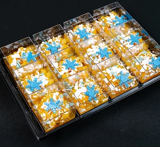 Готовый "Офисный фуршет" на 15 персон с горячими закусками и десертами