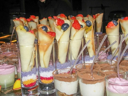 Коктейль и фуршет на премии "ПОЭТ"