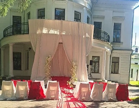 Свадебный банкет на главной площади Усадьбы Середниково на 40 персон