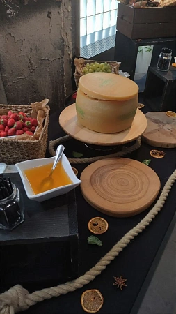 Фуршет и food станции на 75 персон