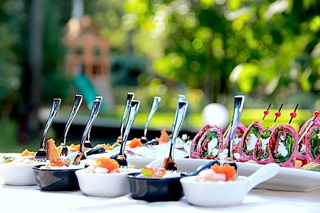 Юбилей в загородном доме