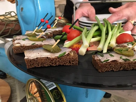 Фуршет в стиле советского буфета