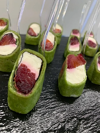 Фуршет на 50 персон для компании Алкон