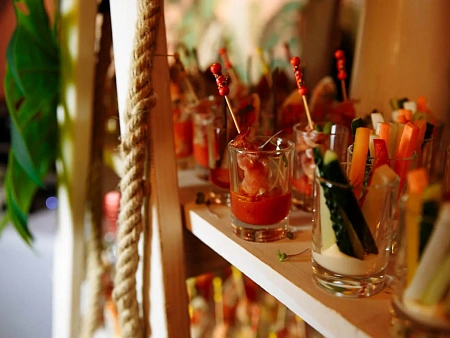 Открытие Салона Zаzеркалье