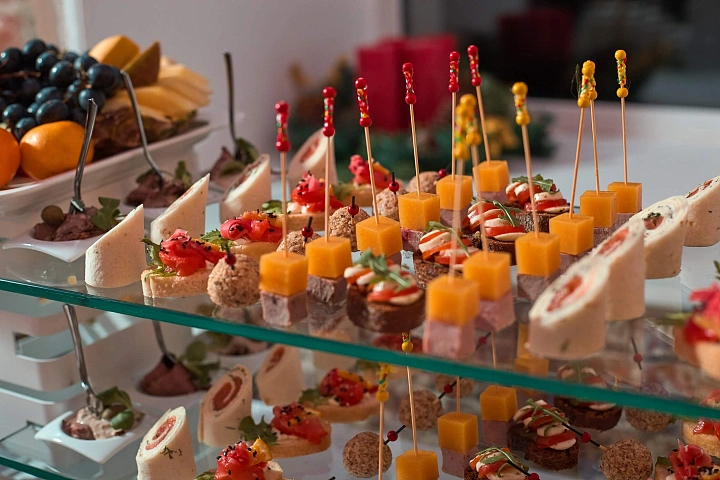 Фуршет на корпоратив фото 4