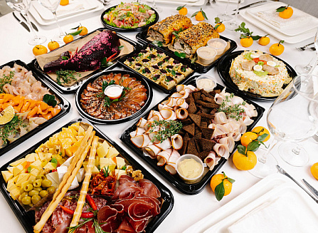 Доставка готовых блюд на Новый Год